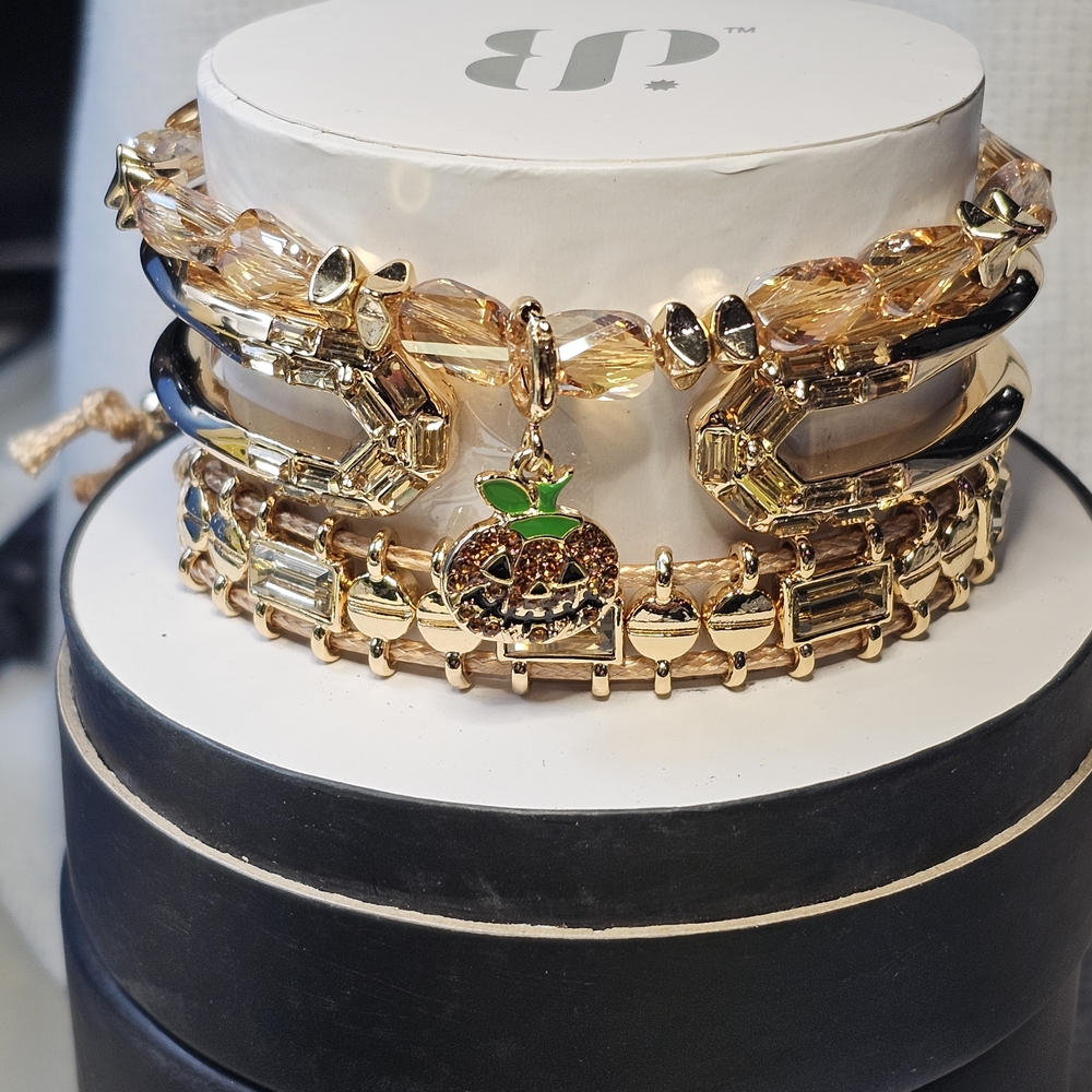 Bomb Party - Shimmer And Shiver (Gold Bracelets)
